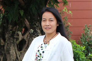 報告文學獎：獲獎作品《最后的秘境》作者：伊蒙紅木（佤族）         創(chuàng)作感言　　《最后的秘境——佤族山寨的文化生存報告》以田野調(diào)查的方式挖掘這些遠古文明，呈現(xiàn)佤族遠古部落、遠古習俗、現(xiàn)存文化現(xiàn)象、生存境遇、生活現(xiàn)狀和精神狀貌。全書共29篇文章，用圖片對文字做適當?shù)淖C明。而語言，顯得樸實甚至笨拙。在這些文章中，我試圖系統(tǒng)描述佤族的歷史、文化體系。