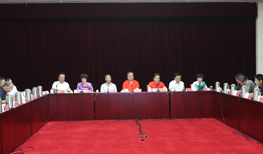 8月2日，第十一屆全國少數(shù)民族文學創(chuàng)作“駿馬獎”終評會