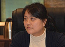 納楊：期待兒童文學(xué)更均衡地發(fā)展兒童文學(xué)主要有兩個(gè)不平衡。第一是地域不平衡，第二個(gè)不平衡是文體門(mén)類(lèi)的不平衡。[詳細(xì)]