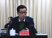 李國平：批評也要溫度我認(rèn)為建設(shè)的傳統(tǒng)更應(yīng)珍惜，在文學(xué)進(jìn)步的這個(gè)宏觀層面上如何把握光影和陰影的關(guān)系。[詳細(xì)]