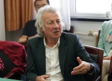 多米尼克?歐塔維：后媒體時(shí)代為文學(xué)帶來(lái)的可能性今天，誰(shuí)都可以創(chuàng)建節(jié)目，并將其傳播到任何他喜歡的地方。 [詳細(xì)]