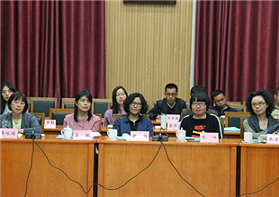 70后女作家：接納傳統(tǒng)，敏于時(shí)代