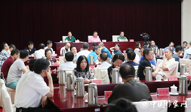 8月11日，第七屆魯迅文學(xué)獎終評會