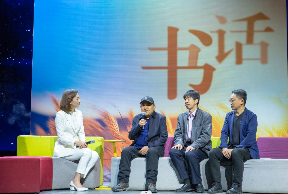 馬步升、馬宇龍、王選接受采訪