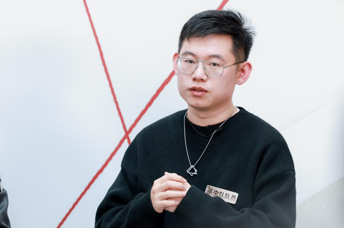 番茄小說簽約作家，《十日終焉》作者殺蟲隊(duì)隊(duì)員