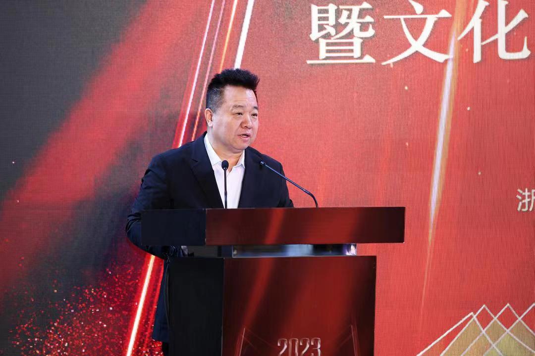 中國作協(xié)黨組成員、書記處書記邱華棟致辭