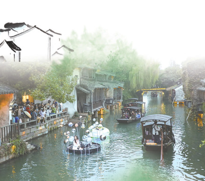 　中國美術學院雕塑與公共藝術學院師生在2023烏鎮(zhèn)戲劇節(jié)上表演。 　　以上均為烏鎮(zhèn)戲劇節(jié)官方供圖