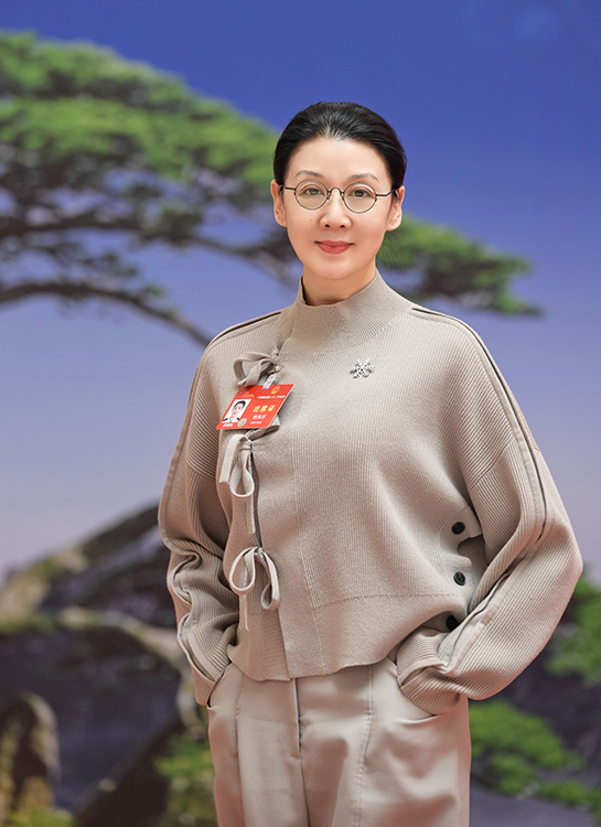 全國(guó)政協(xié)委員韓再芬