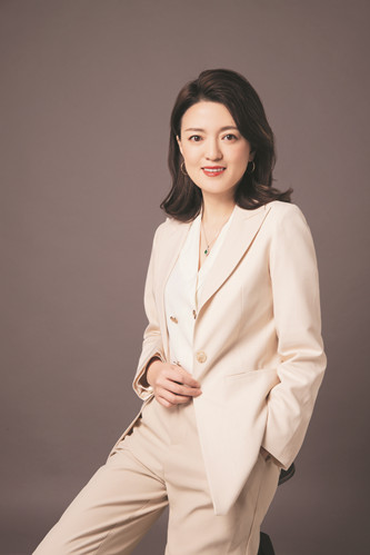 宋揚(yáng)：上海西岸大劇院總經(jīng)理，《大彗星》項(xiàng)目總制作人