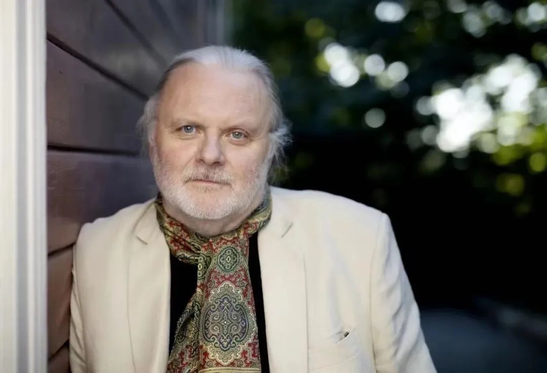 約恩·福瑟(Jon FOSSE)（挪威籍劇作家、作家、詩人、諾貝爾文學(xué)獎得主）