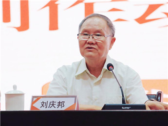 《花燈調(diào)》是我創(chuàng)作的理想，還是我人生的理想