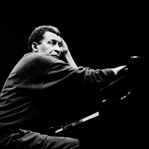 南非爵士鋼琴家、詩(shī)人道拉·布蘭德