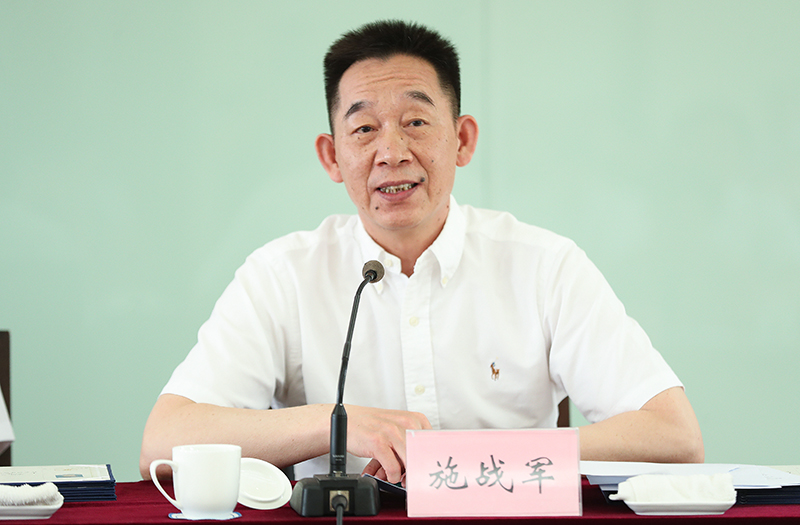 中國作協(xié)黨組成員、書記處書記施戰(zhàn)軍講話