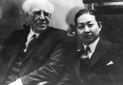 圖為梅蘭芳與斯坦尼斯拉夫斯基合影。本報(bào)記者 韓業(yè)庭攝/光明圖片