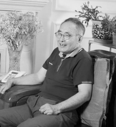  陸天明，著名作家，編劇。曾任中國電視劇編劇工作委員會(huì)會(huì)長(zhǎng)、名譽(yù)會(huì)長(zhǎng)。