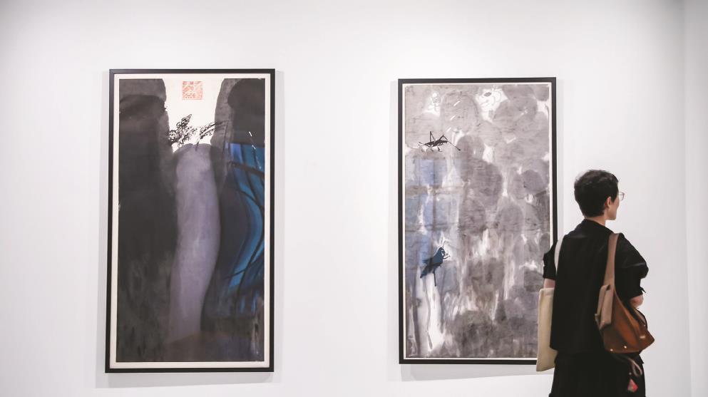 昨天，“行云流墨——巴黎賽努奇博物館藏現(xiàn)當(dāng)代中國(guó)繪畫(huà)展”在上海東一美術(shù)館揭幕。（館方供圖）