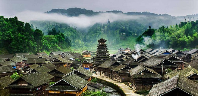 走向光，成為光——略談郭喬的小說集《倒帶》