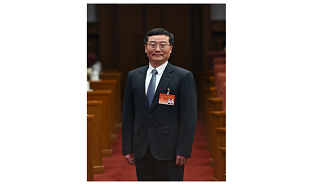 全國政協(xié)委員、人民日報社原副總編輯王一彪