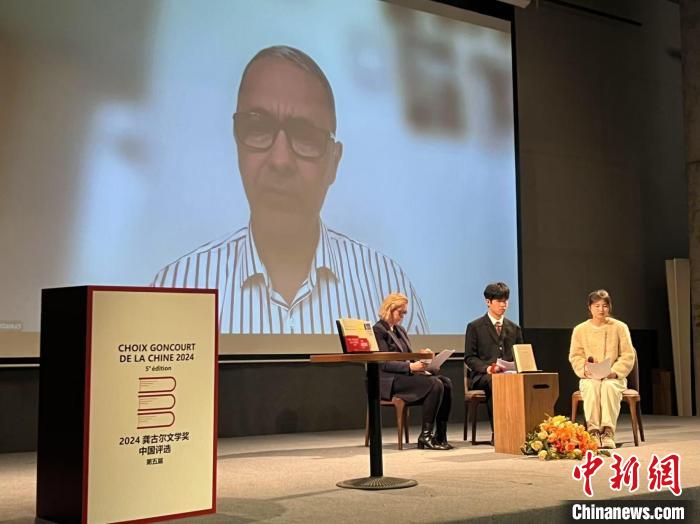 第五屆“龔古爾文學(xué)獎中國評選”結(jié)果揭曉現(xiàn)場。何霏攝
