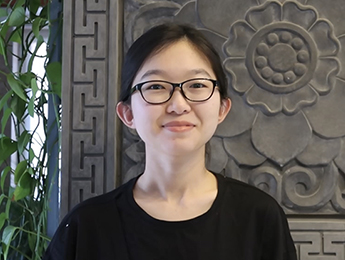 渡瀾：當你想起我時，將“會心一笑”