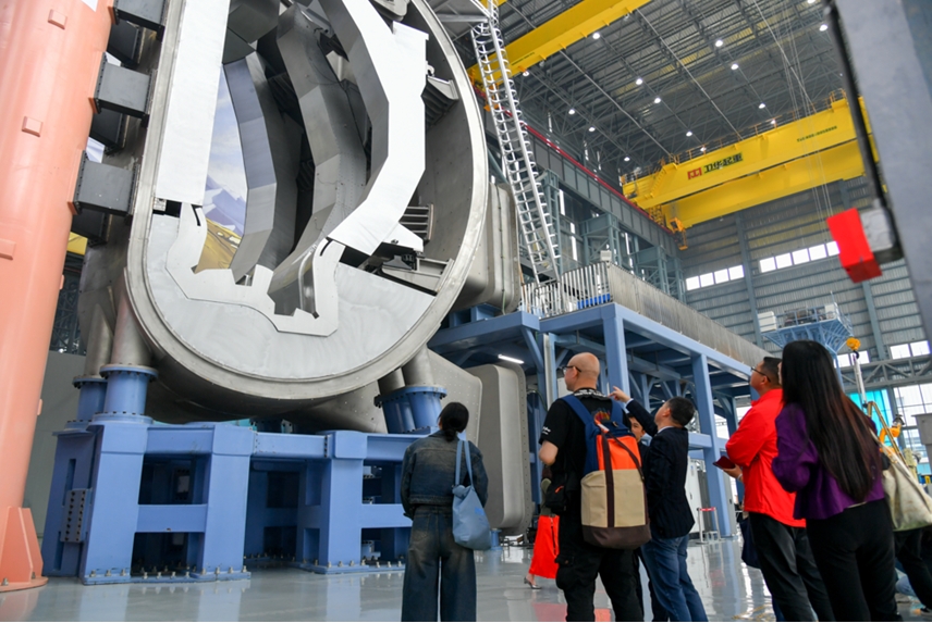 參觀科學(xué)島現(xiàn)場