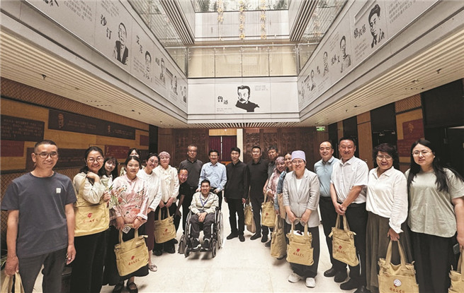 新時(shí)代西海固文學(xué)現(xiàn)象調(diào)研活動(dòng)在寧夏開(kāi)展