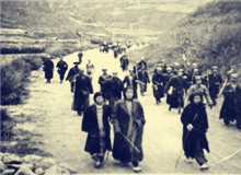 烽火弦歌越秦嶺：抗戰(zhàn)時(shí)期的西北聯(lián)大　　在抗戰(zhàn)烽火中，西北聯(lián)大與西南聯(lián)大南北呼應(yīng)，共同擎起“文化抗戰(zhàn)”的大旗……[詳細(xì)]